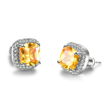 Load image into Gallery viewer, Serenity stud earrings