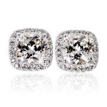 Load image into Gallery viewer, Serenity stud earrings