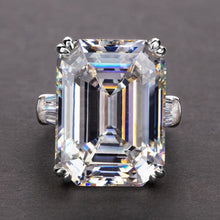 Load image into Gallery viewer, Emerald Cut Ring