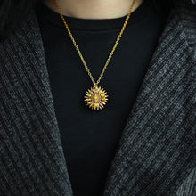 Load image into Gallery viewer, Sunflower Necklace