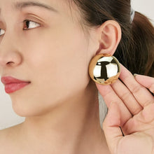 Load image into Gallery viewer, high end stud earrings